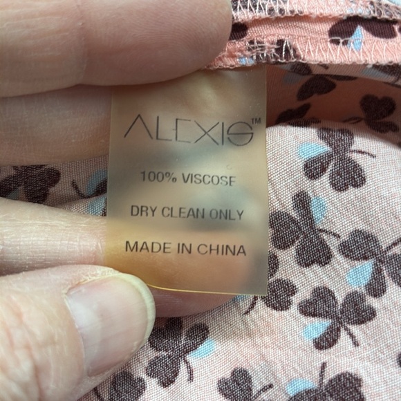 ALEXIS Loele Pink Off The Shoulder Clover Floral Choker Mini Dress Size Medium - Picture 11 of 11